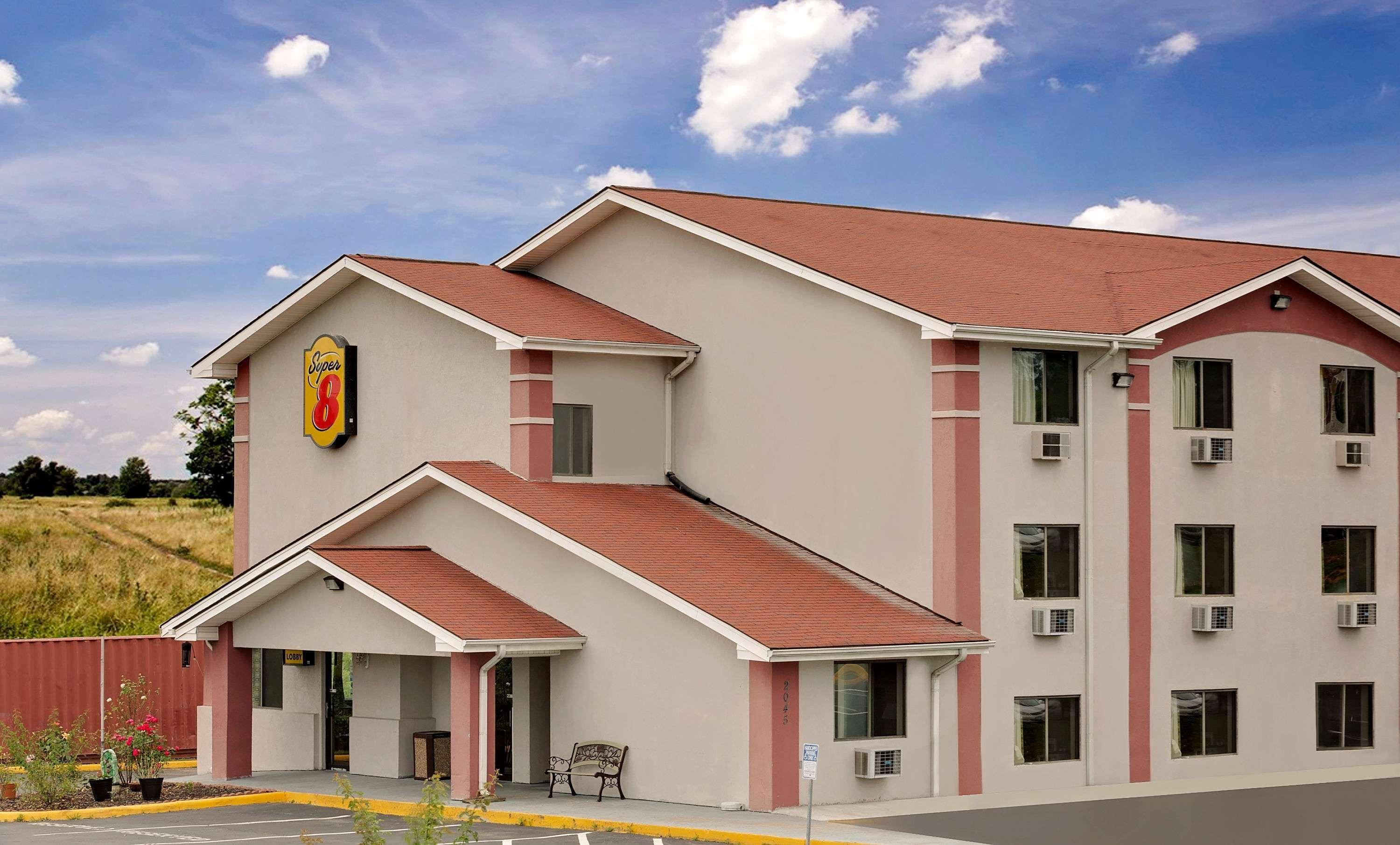 Hotel Super 8 By Wyndham Waynesboro Exterior foto